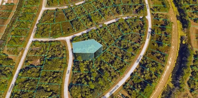 2 of 4 - Lot 4 Lot 4 Hark Place, North Port, FL