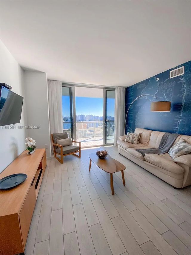 2602 E Hallandale Beach Boulevard #r2405, Hallandale Beach