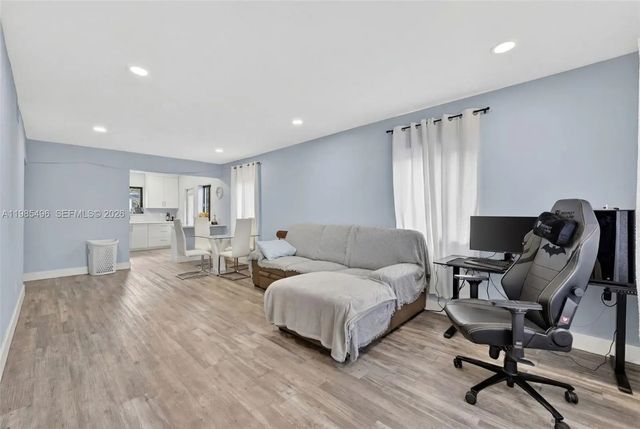 5 of 27 - 440 E 37th Street, Hialeah, FL