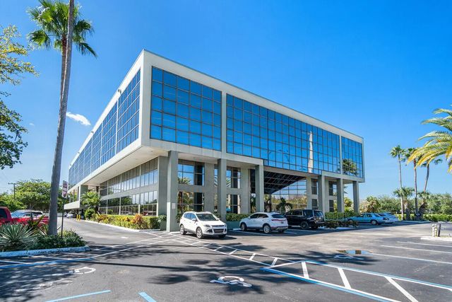 631 Us-1 #101, North Palm Beach