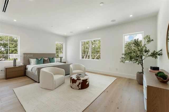 4 of 39 - 14100 Old Cutler Road, Palmetto Bay, FL