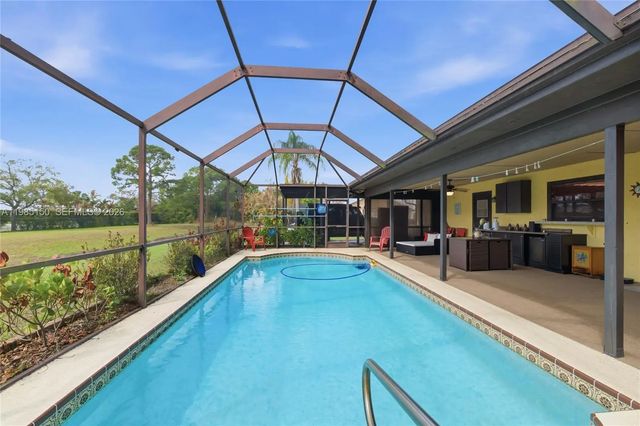 2580 Sw Bayshore Boulevard, Port St. Lucie