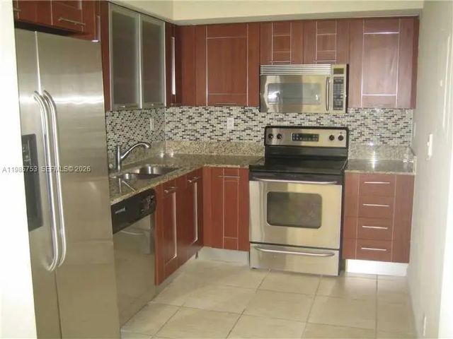 3 of 4 - 3300 Ne 191st Street #1708, Aventura, FL