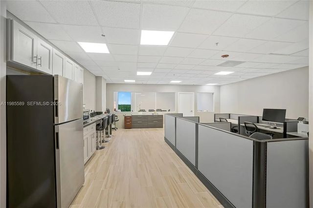4 of 18 - 12550 Biscayne Boulevard #902, North Miami, FL