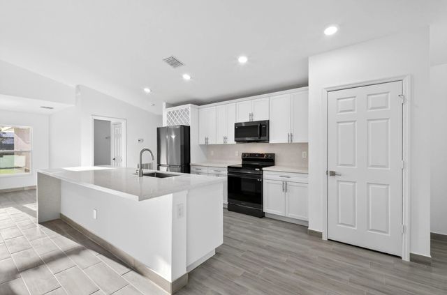 4 of 33 - 8316 103rd Avenue, Vero Beach, FL