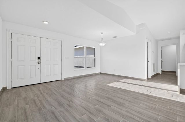 5 of 33 - 8316 103rd Avenue, Vero Beach, FL