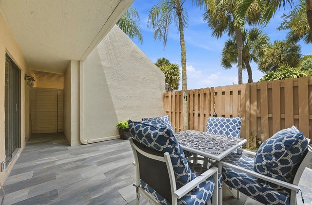 3 of 23 - 602 Executive Center Drive #unit 105, West Palm Beach, FL