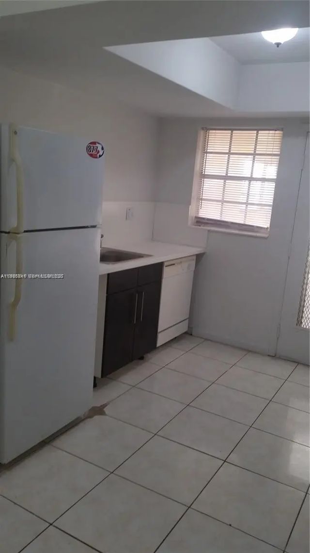 11840 Ne 19th Drive #27, North Miami