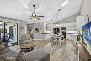 Photo of Listing #B26007140