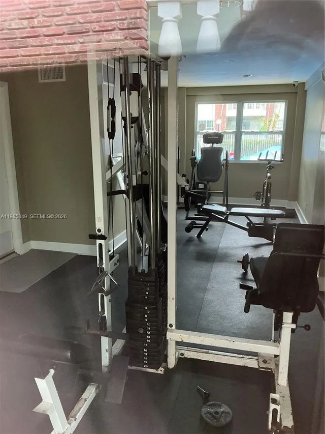 2 of 6 - 2424 Se 17th Causeway #111b, Fort Lauderdale, FL