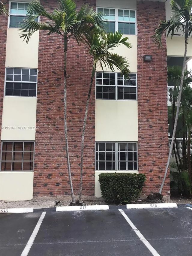 5 of 6 - 2424 Se 17th Causeway #111b, Fort Lauderdale, FL