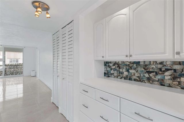 4 of 21 - 2841 Somerset Drive #311, Lauderdale Lakes, FL