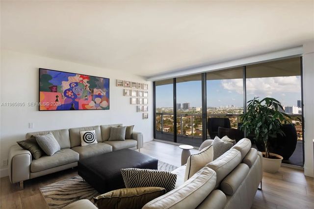 2 of 30 - 3640 Yacht Club Drive #1701, Aventura, FL