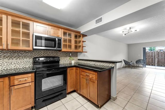 14907 Sw 80th Street #115, Miami