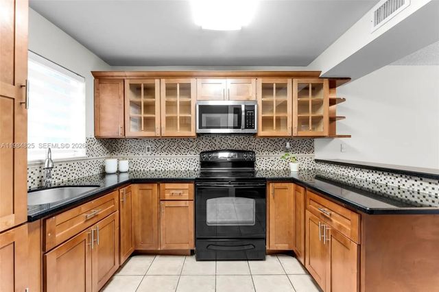 3 of 31 - 14907 Sw 80th Street #115, Miami, FL