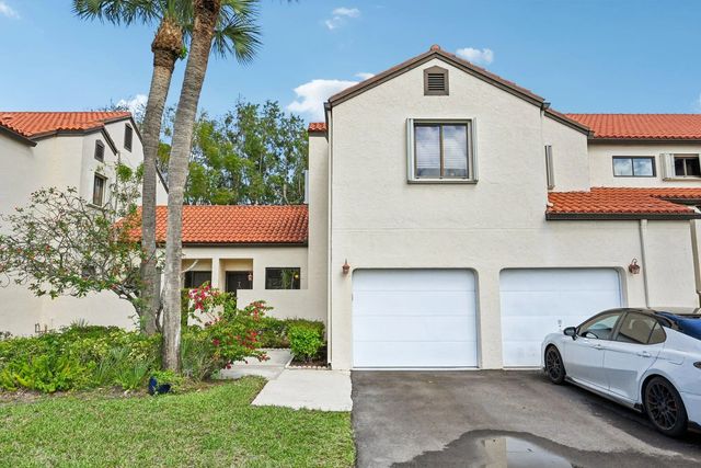 2 of 30 - 22 Via De Casas #103, Boynton Beach, FL