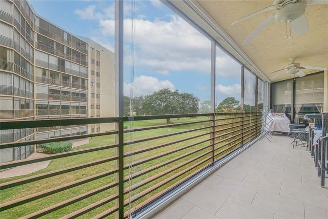 7300 Radice Court #302, Lauderhill