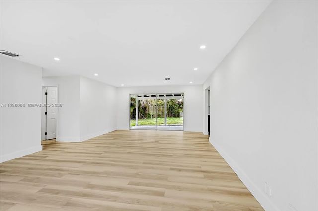 2 of 33 - 1353 Nw 62nd Way, Margate, FL