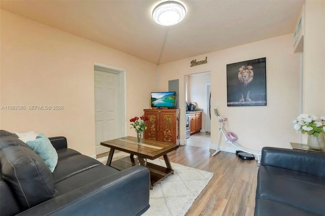 4 of 29 - 1449 Ne 51st Street, Pompano Beach, FL