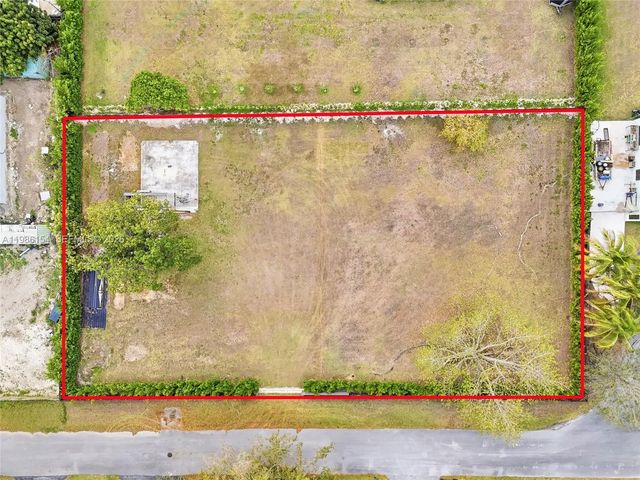 3 of 37 - 283xx Sw 163 Court, Homestead, FL