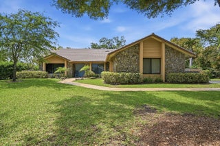 Photo of Listing #B26005259