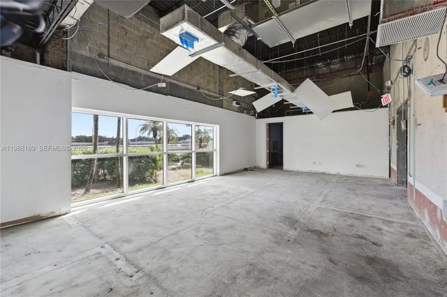2 of 17 - 2950 N 28th Terrace, Hollywood, FL