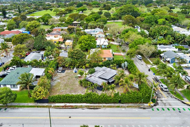 5 of 6 - 6311 Lake Avenue, West Palm Beach, FL