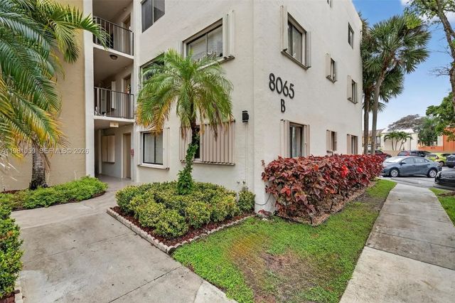 2 of 26 - 8065 Sw 107th Avenue #106, Miami, FL