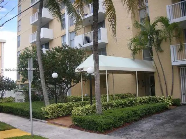2000 Ne 135th Street #1002, North Miami