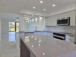 Photo of Listing #B26005408