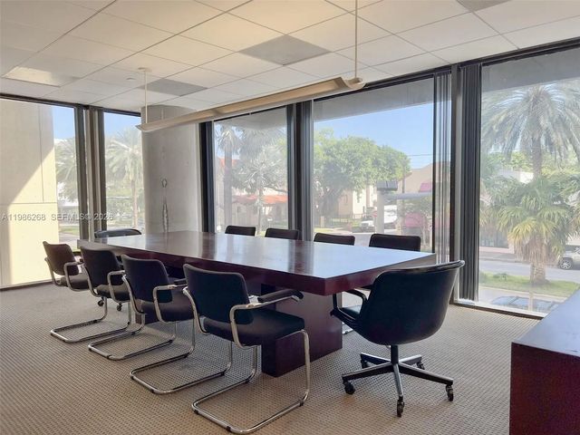 5 of 7 - 2100 Ponce De Leon Boulevard #mezzanine, Coral Gables, FL