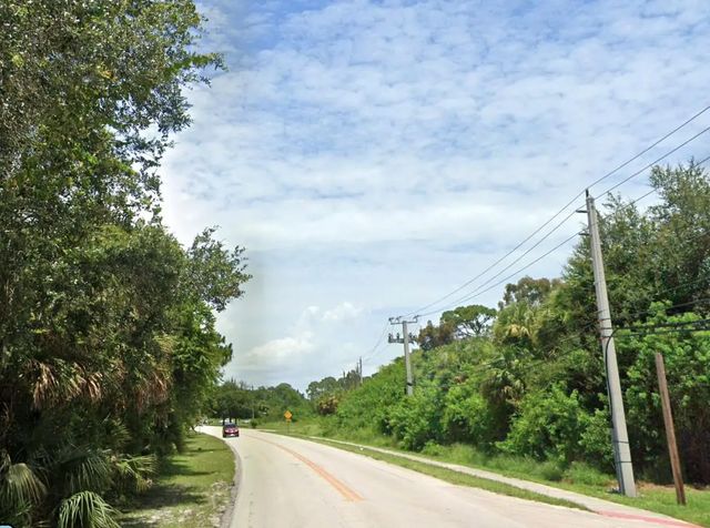 4 of 4 - 2001 N 51st Court, Fort Pierce, FL
