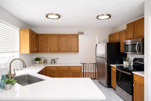 3 of 11 - 901 Sw Gaitor Avenue, Port St. Lucie, FL