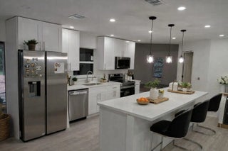 Photo of Listing #B26004603