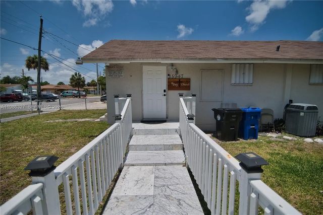 15947 Ne 19th Place, North Miami Beach