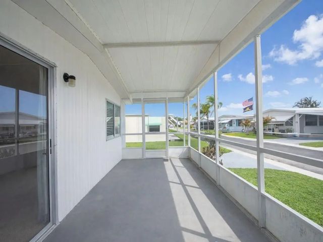 3 of 27 - 4800 Se Federal Highway #145, Stuart, FL