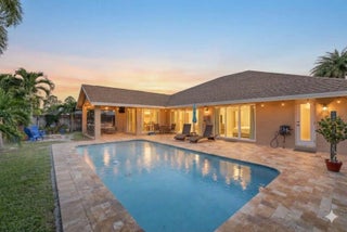 Photo of Listing #B26006342