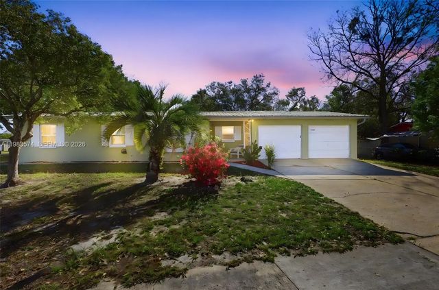 2489 Adams Avenue, Deltona