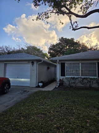 Photo of Listing #B26004706