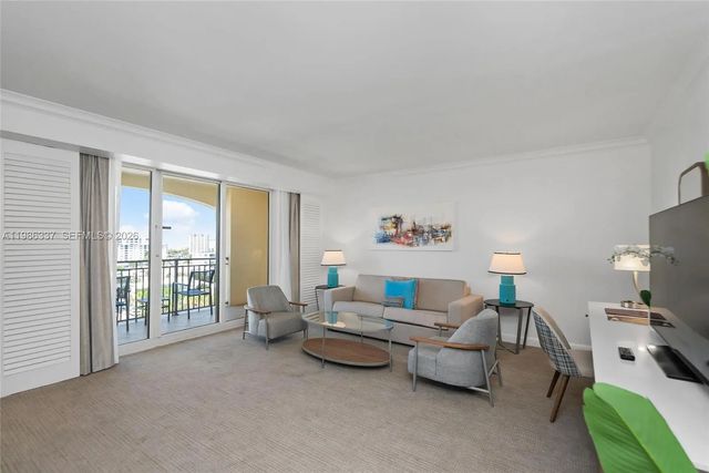 4 of 29 - 601 N Fort Lauderdale Beach Boulevard #713, Fort Lauderdale, FL