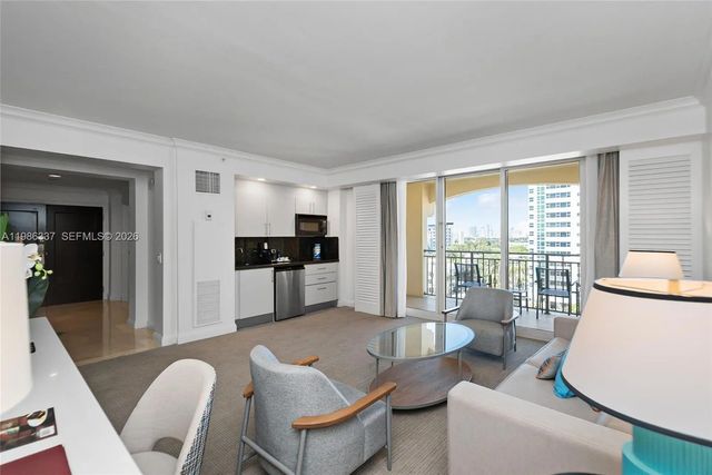 5 of 29 - 601 N Fort Lauderdale Beach Boulevard #713, Fort Lauderdale, FL