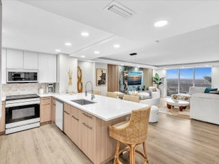 Photo of Listing #B26004855