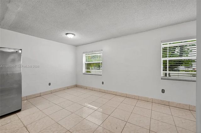 4 of 30 - 210 E 59th Street, Hialeah, FL