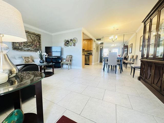 2 of 64 - 310 Grantham A, Deerfield Beach, FL
