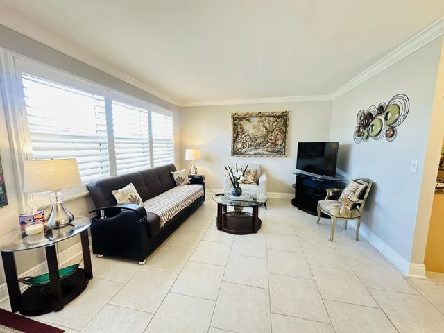 3 of 64 - 310 Grantham A, Deerfield Beach, FL