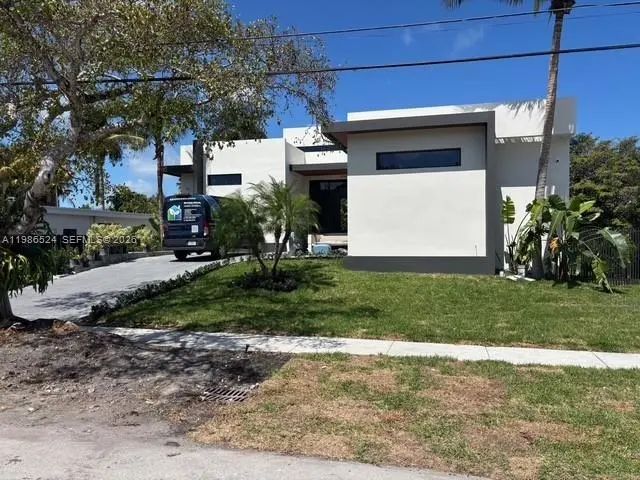 2 of 9 - 2161 Ne 124th Street, North Miami, FL
