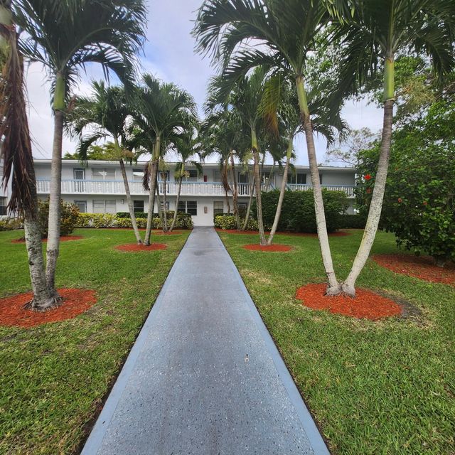 643  Durham W, Deerfield Beach