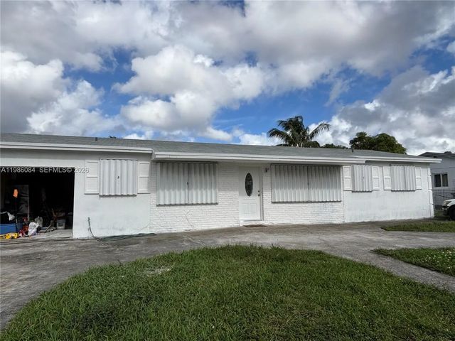 2811 Nw 209th Terrace, Miami Gardens