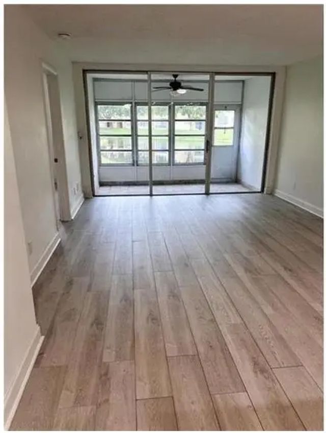 4 of 10 - N/A, Tamarac, FL