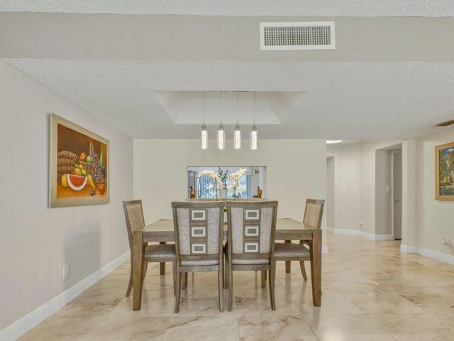 6698 N 10th Avenue N #116, Lake Worth